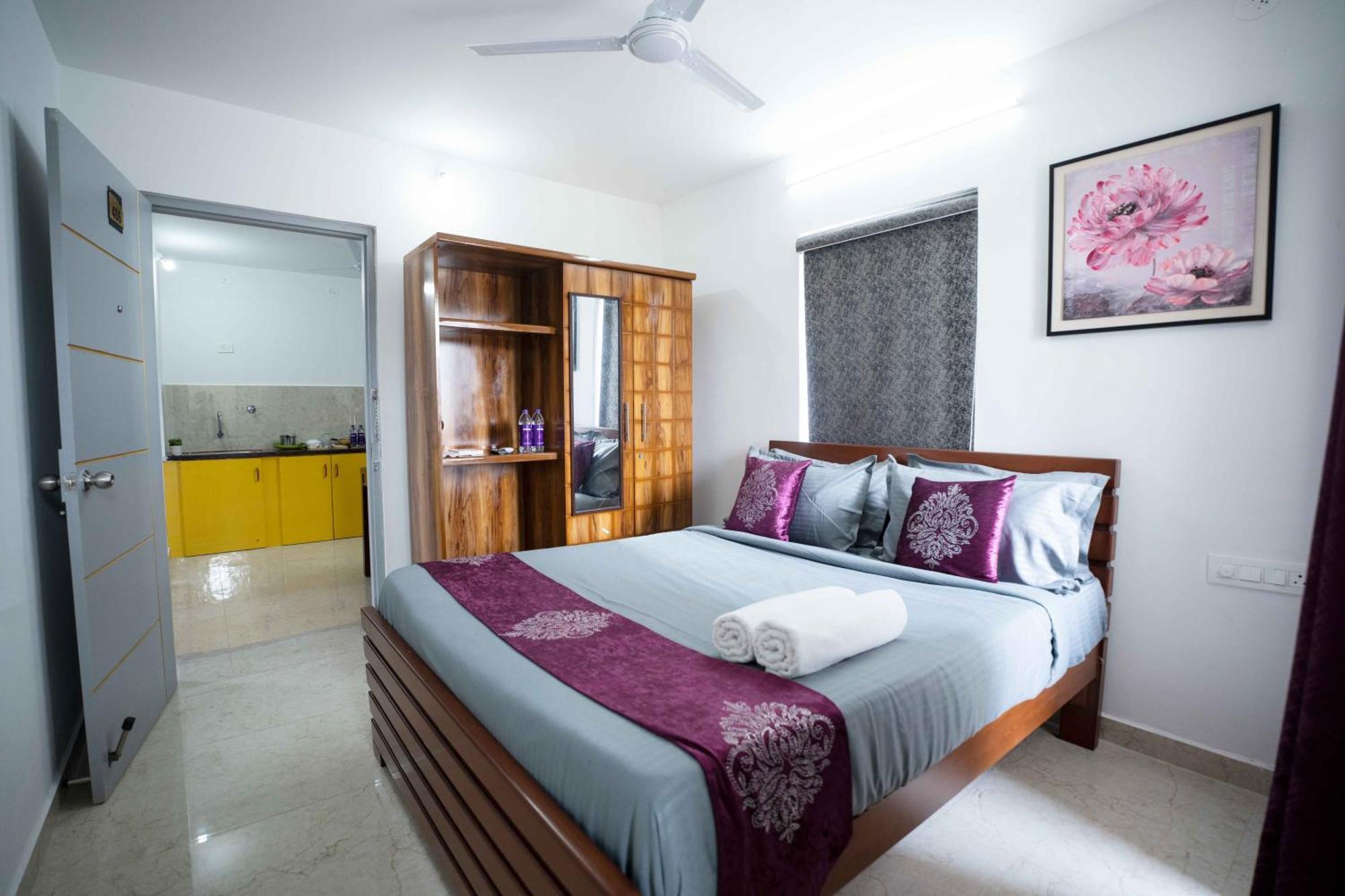 Yellow Bells Studios And Suites Gachibowli Luaran gambar