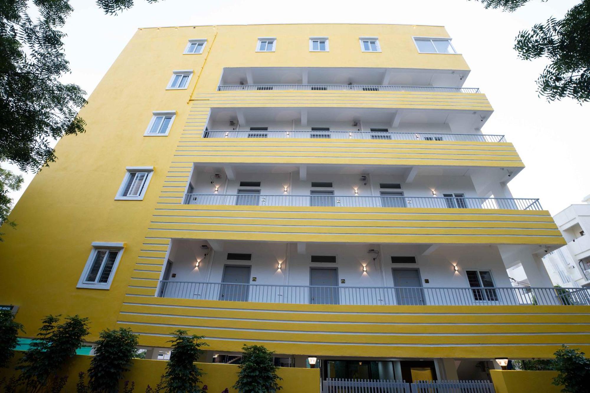 Yellow Bells Studios And Suites Gachibowli Luaran gambar