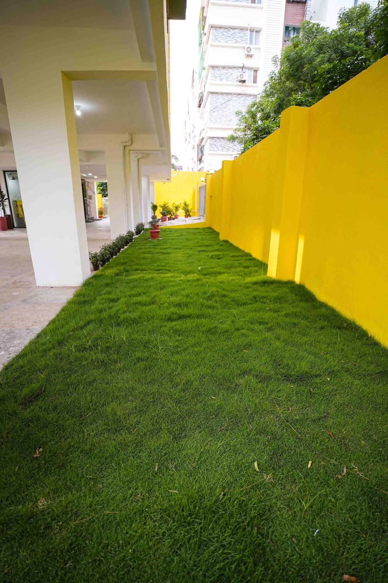 Yellow Bells Studios And Suites Gachibowli Luaran gambar