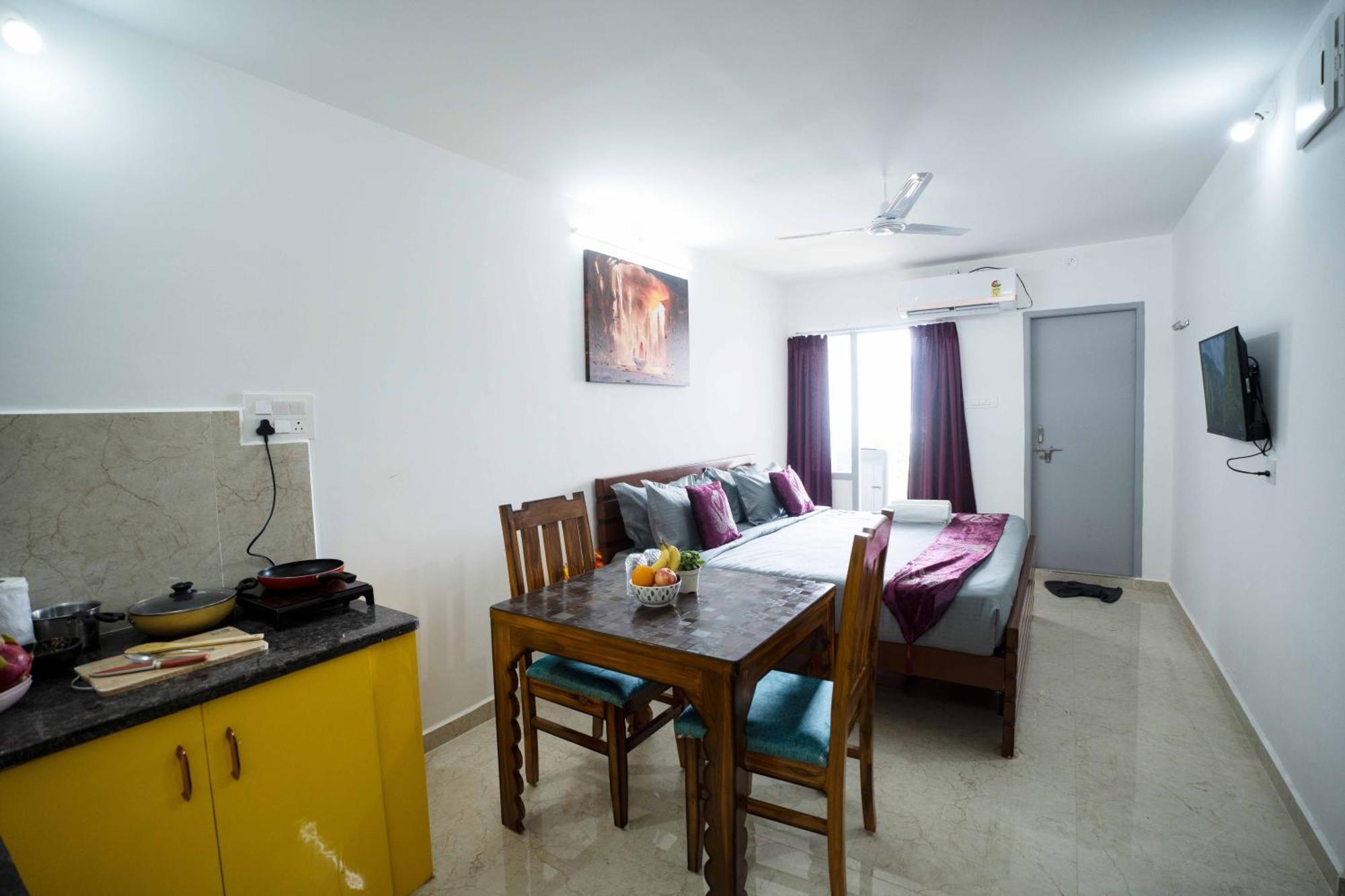 Yellow Bells Studios And Suites Gachibowli Luaran gambar