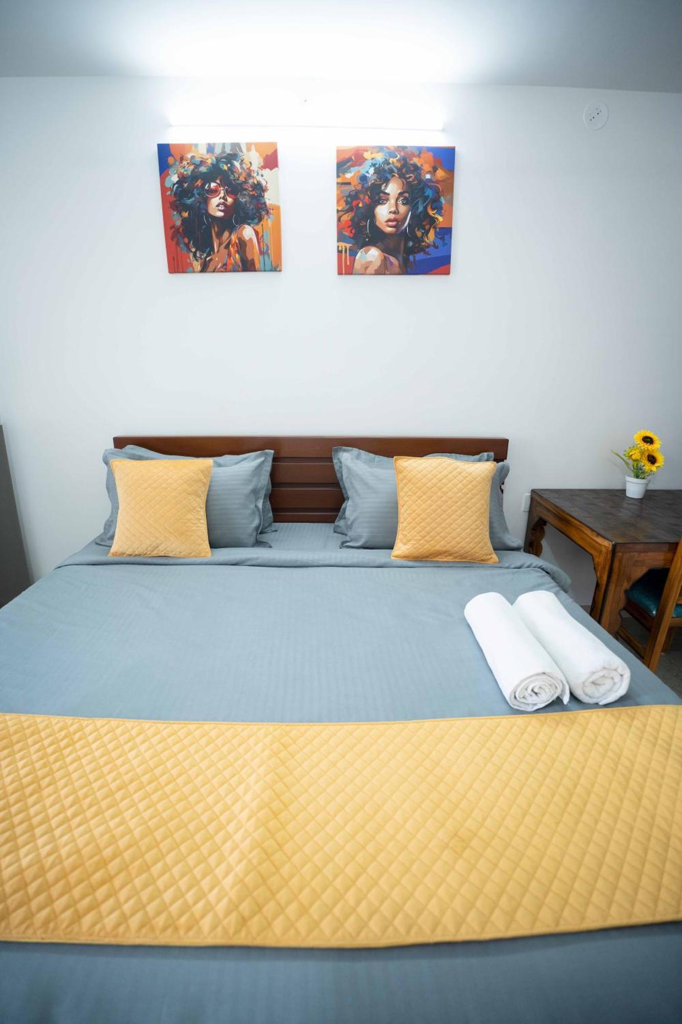 Yellow Bells Studios And Suites Gachibowli Luaran gambar