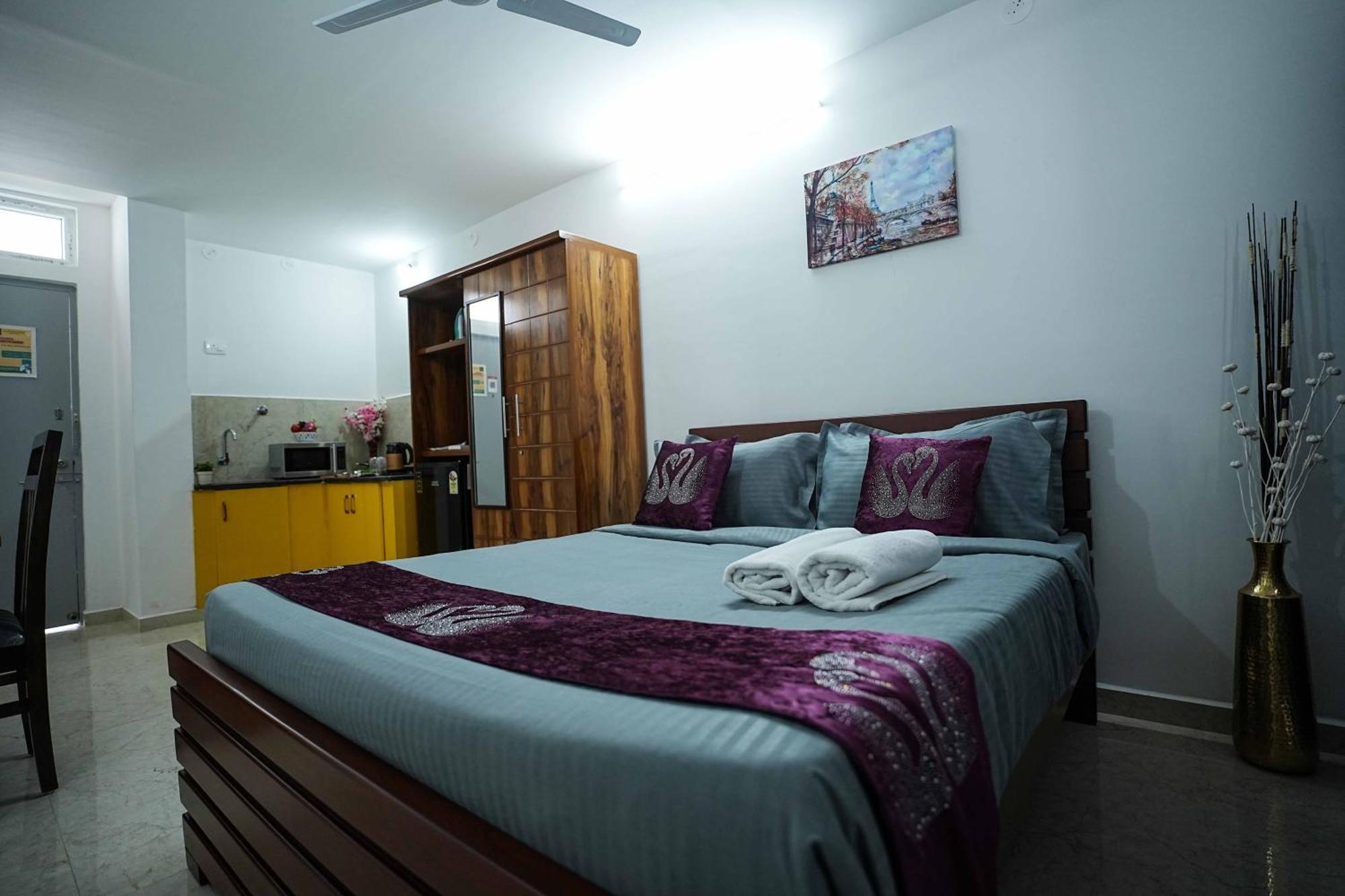 Yellow Bells Studios And Suites Gachibowli Luaran gambar