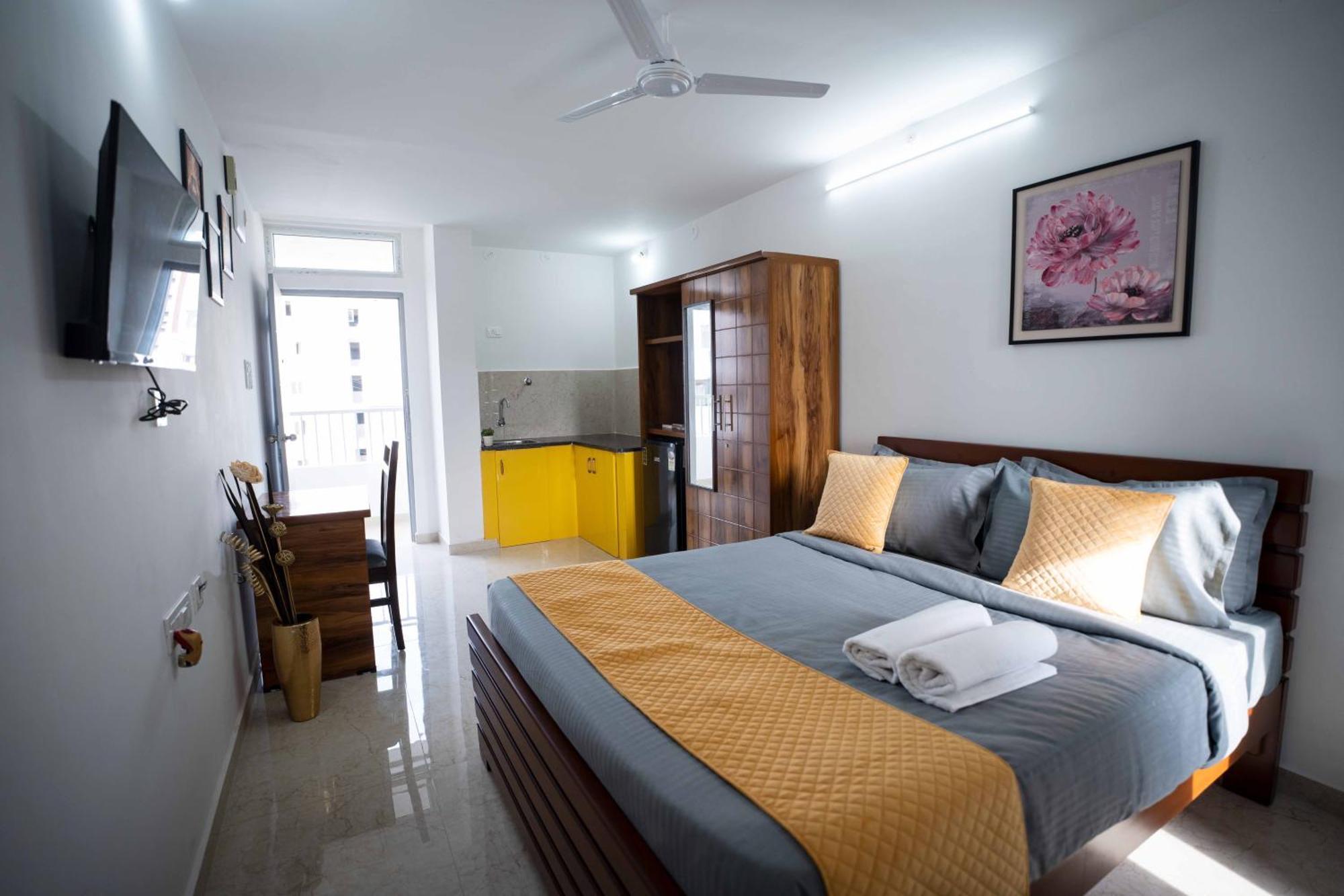 Yellow Bells Studios And Suites Gachibowli Luaran gambar