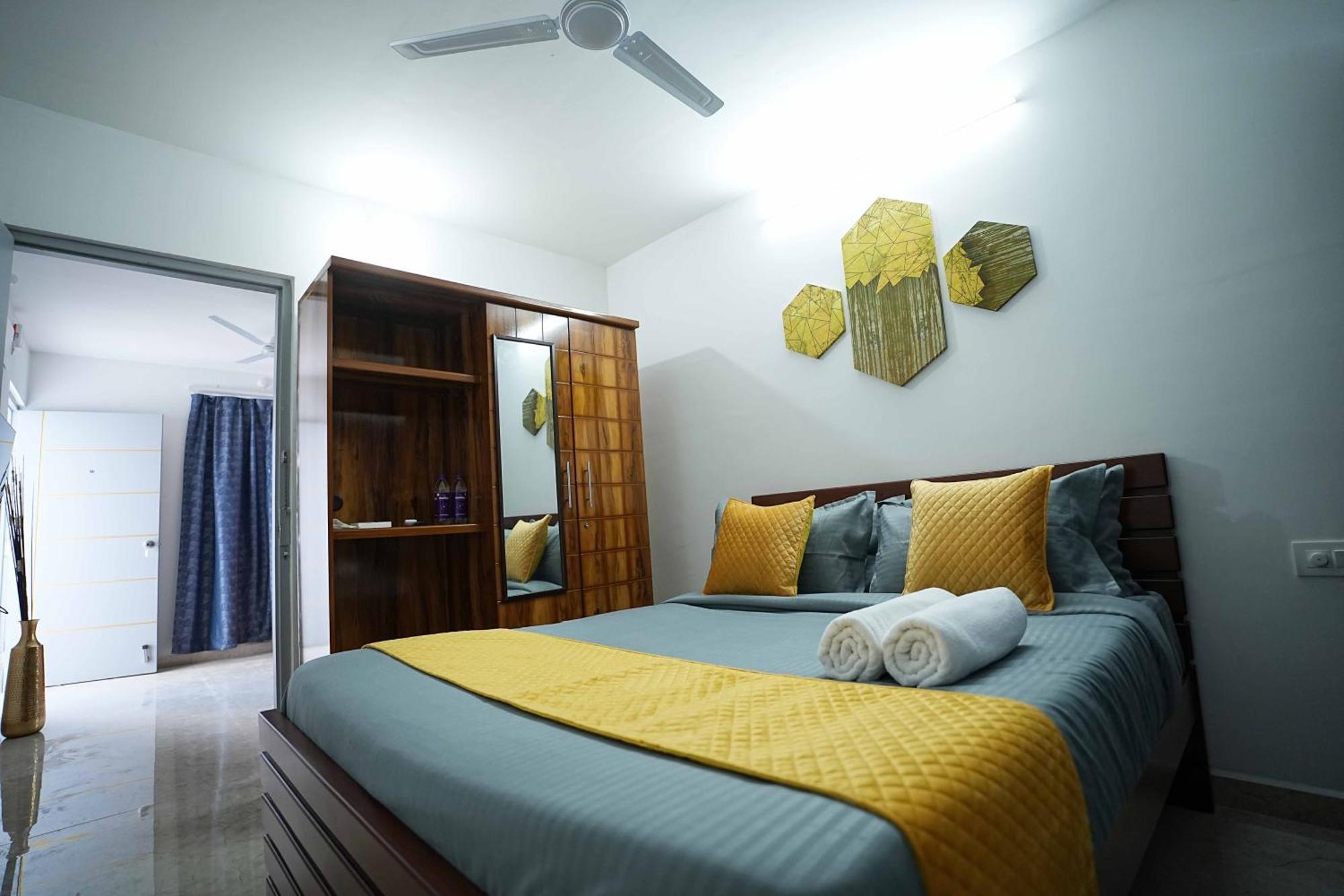 Yellow Bells Studios And Suites Gachibowli Luaran gambar